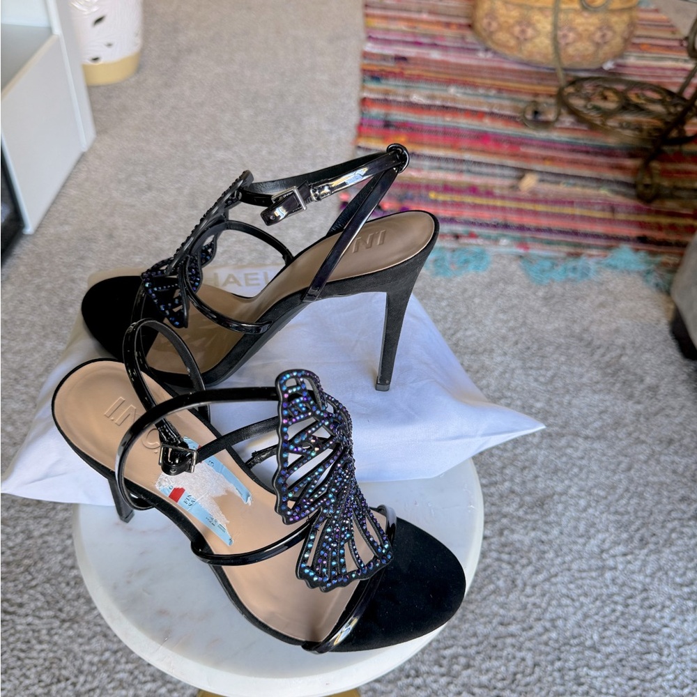 New ladies INC heels